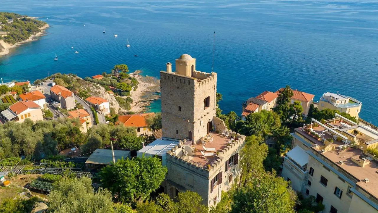 Torre Grimaldi 2&2, Emma Villas Ventimiglia