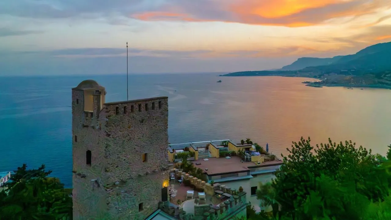 Torre Grimaldi 2&2, Emma Villas Ventimiglia